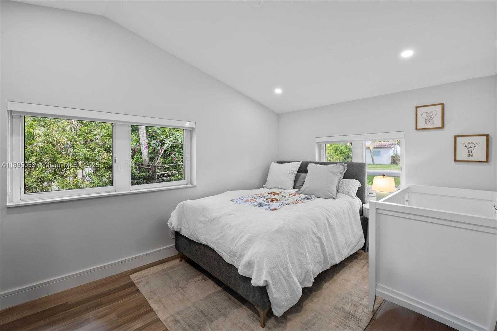 Small Image of 90 NORTH EAST 106TH ST, Miami Shores Number 17
