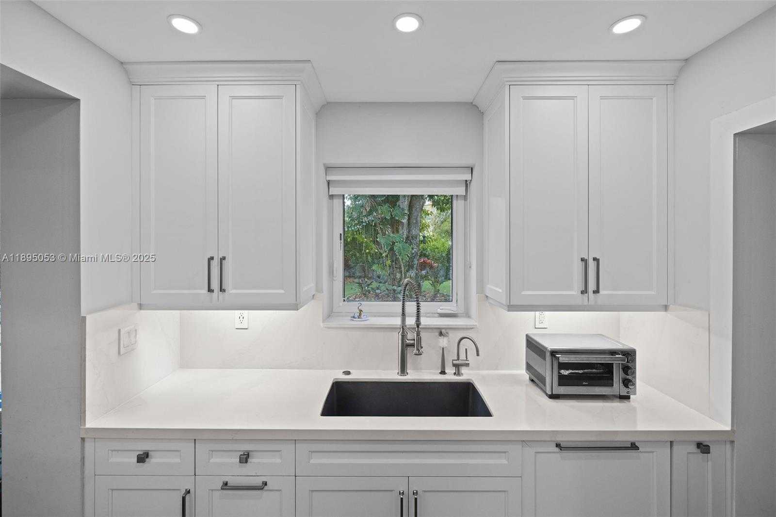 Small Image of 90 NORTH EAST 106TH ST, Miami Shores Number 22