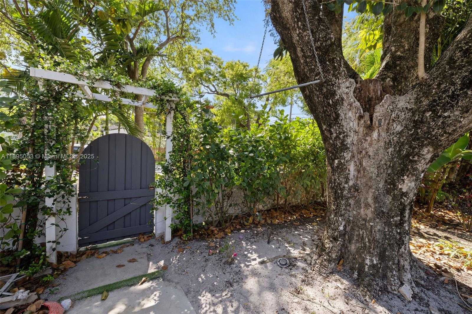 Small Image of 90 NORTH EAST 106TH ST, Miami Shores Number 24