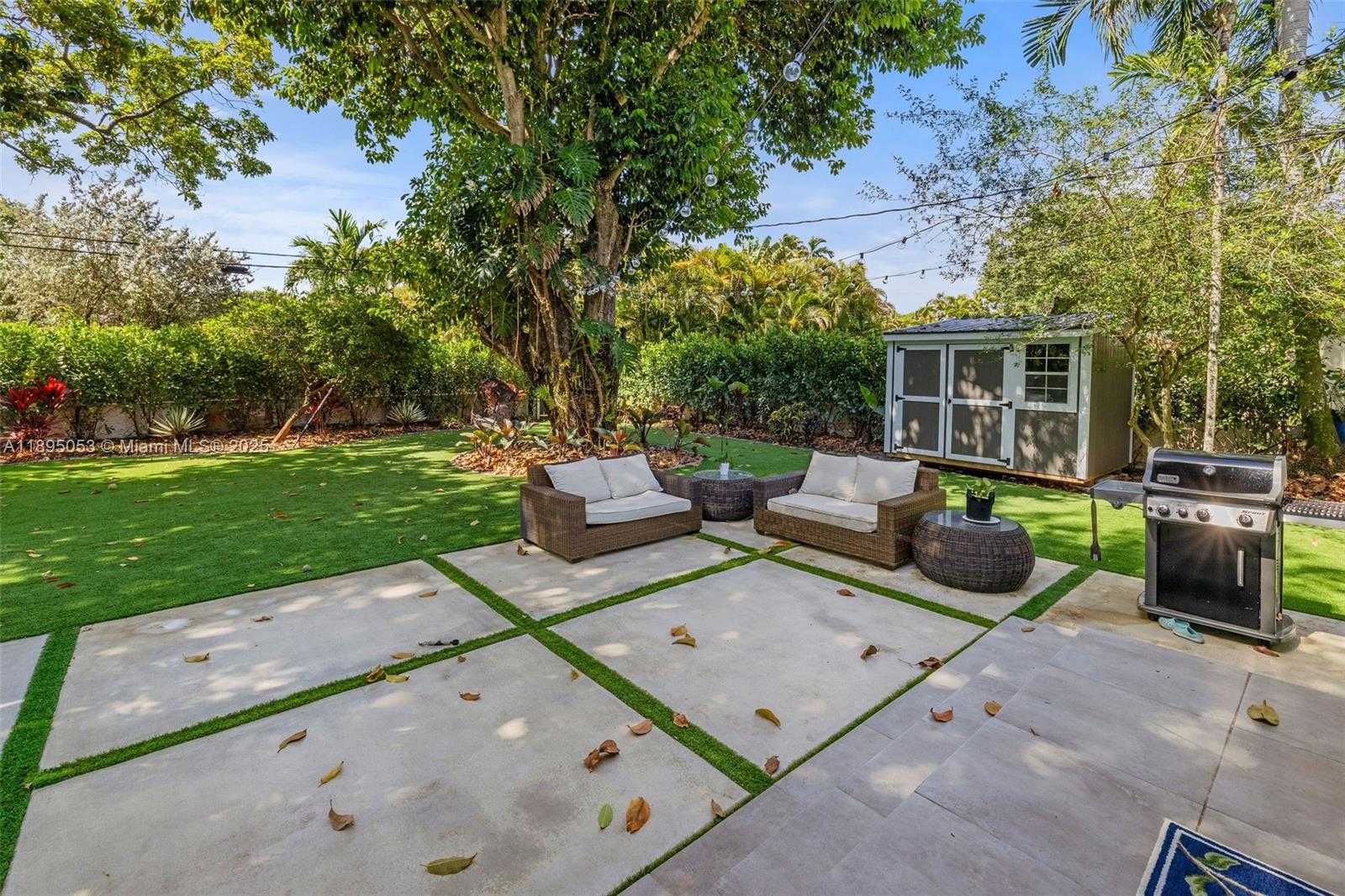Small Image of 90 NORTH EAST 106TH ST, Miami Shores Number 4