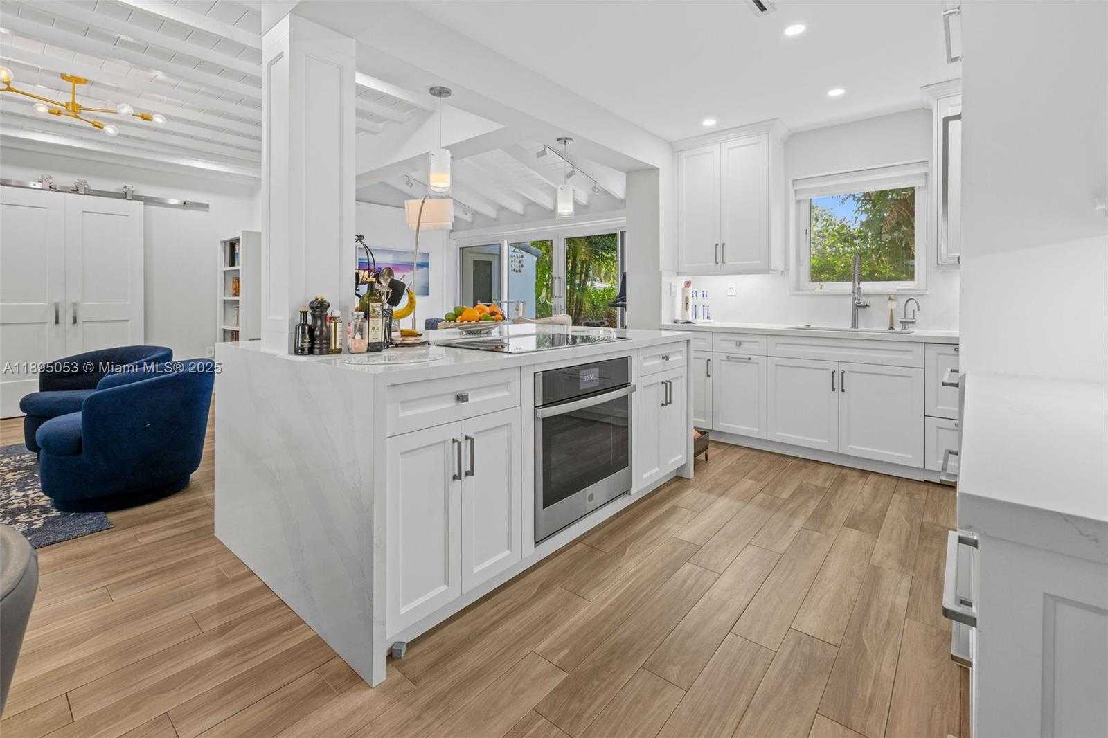 Small Image of 90 NORTH EAST 106TH ST, Miami Shores Number 9