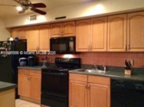 Small Image of 250 180TH DR #105, Sunny Isles Beach Number 3