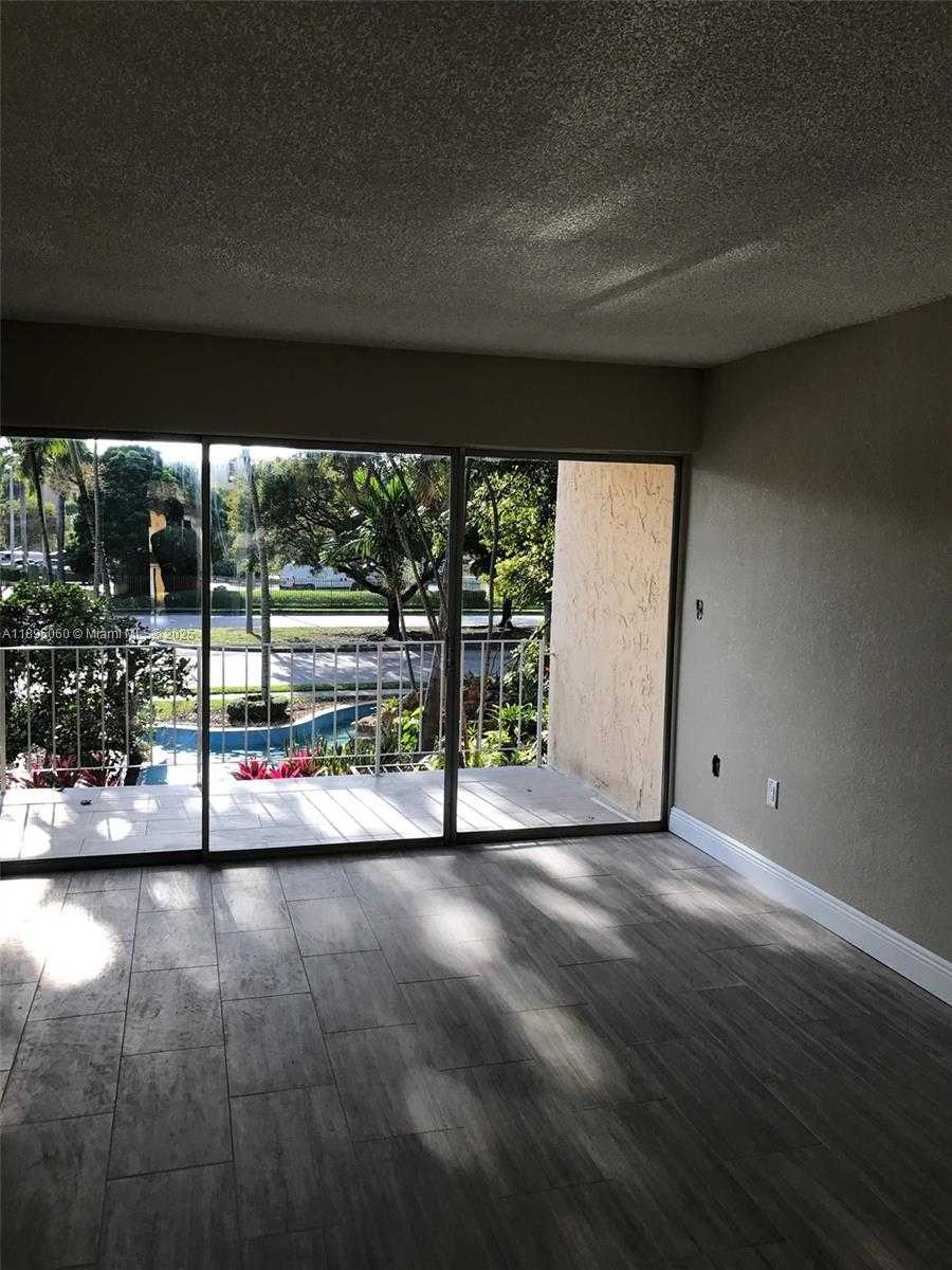 Small Image of 9353 FONTAINEBLEAU BLVD #A201, Miami Number 17