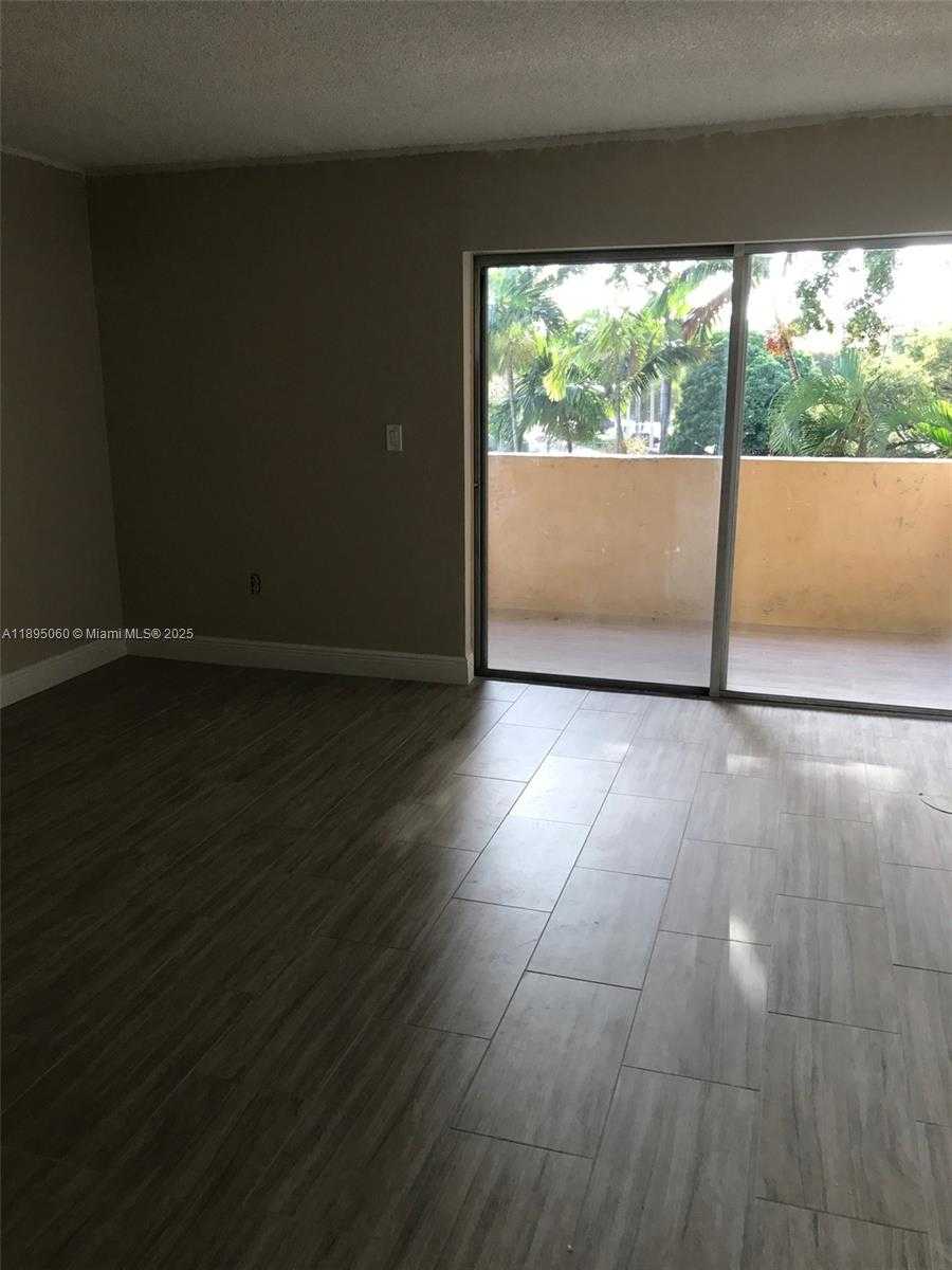 Small Image of 9353 FONTAINEBLEAU BLVD #A201, Miami Number 22