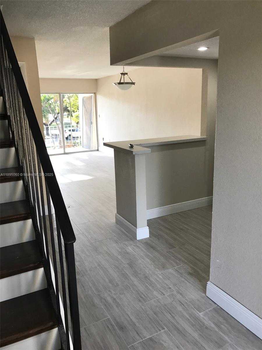 Small Image of 9353 FONTAINEBLEAU BLVD #A201, Miami Number 7