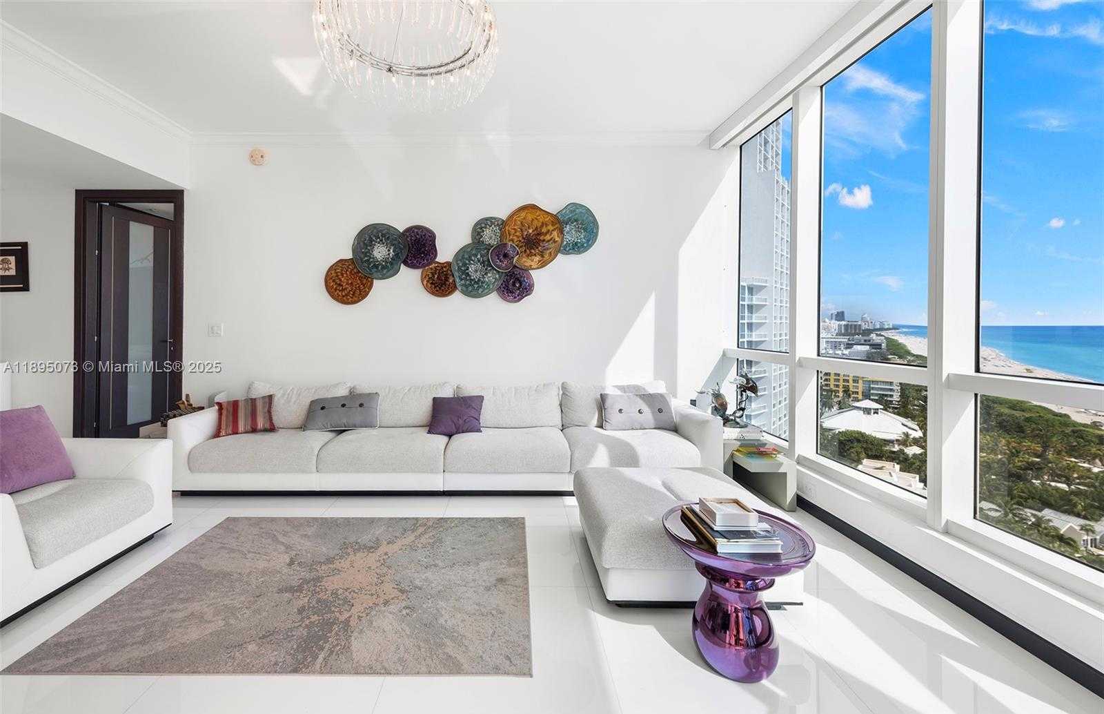 Small Image of 100 SOUTH POINTE DR #1707, Miami Beach Number 11