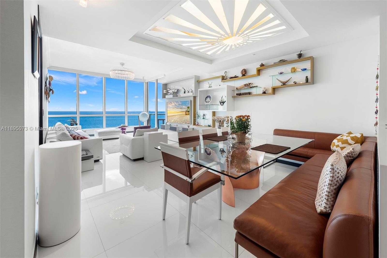 Small Image of 100 SOUTH POINTE DR #1707, Miami Beach Number 2