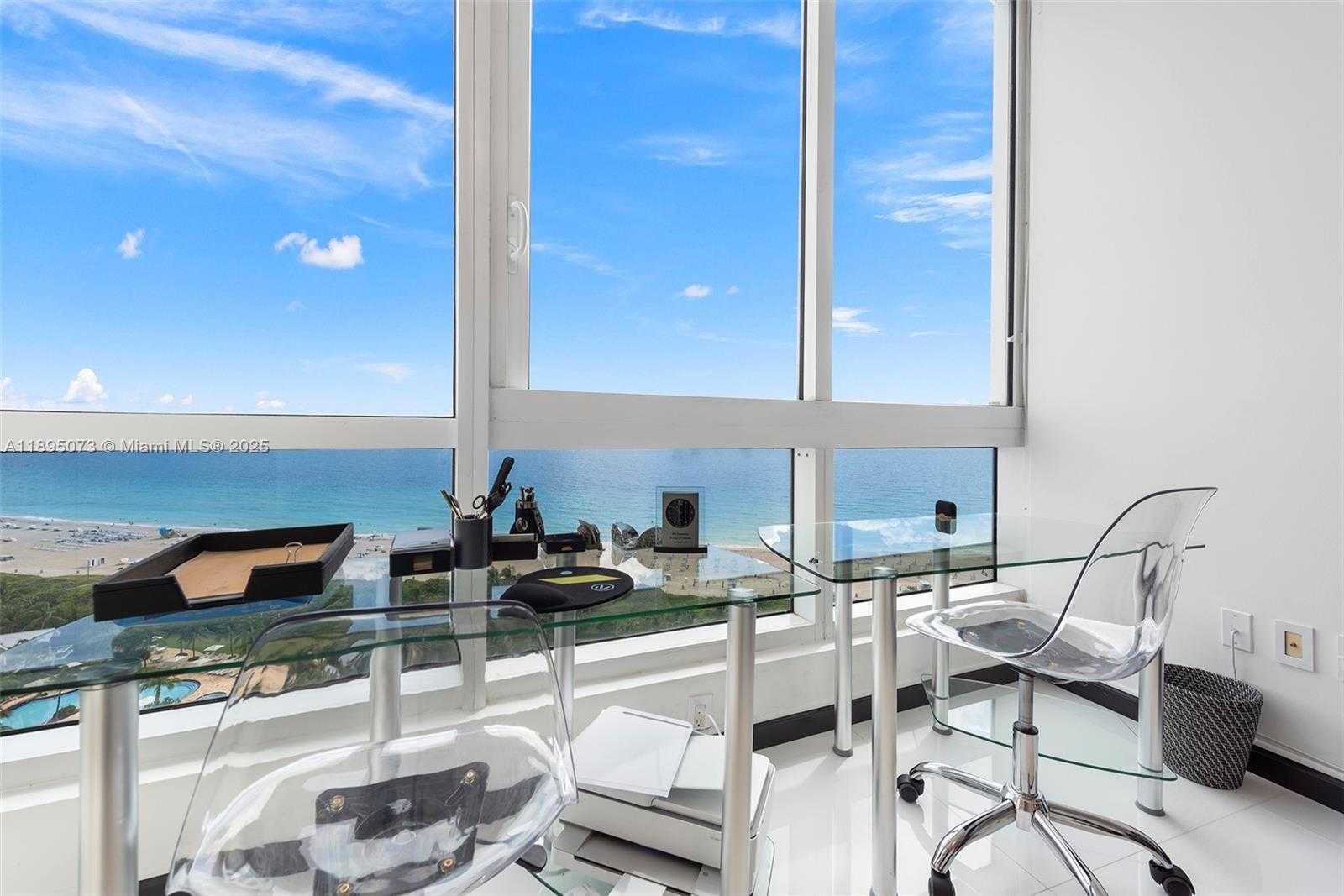 Small Image of 100 SOUTH POINTE DR #1707, Miami Beach Number 20