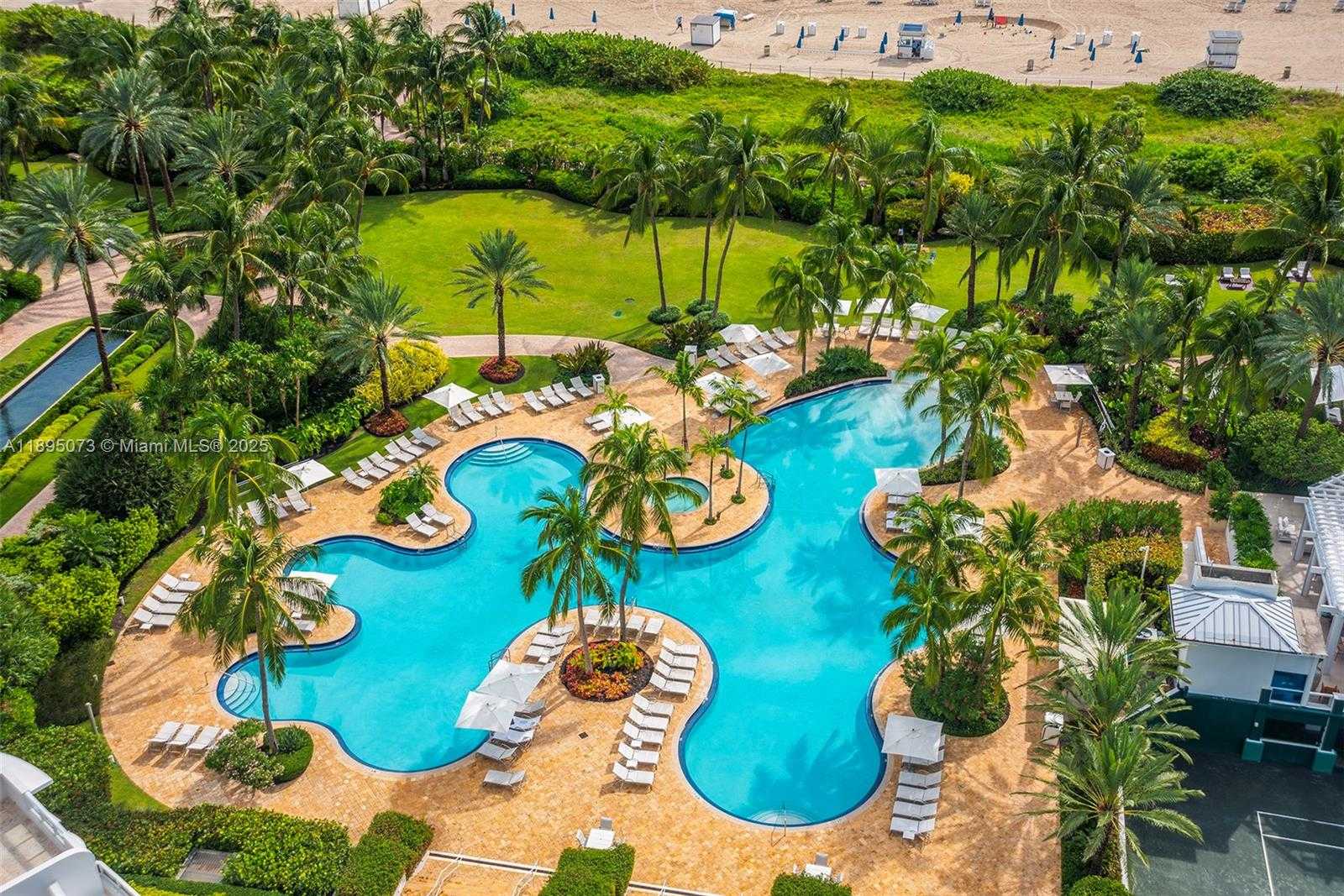 Small Image of 100 SOUTH POINTE DR #1707, Miami Beach Number 28