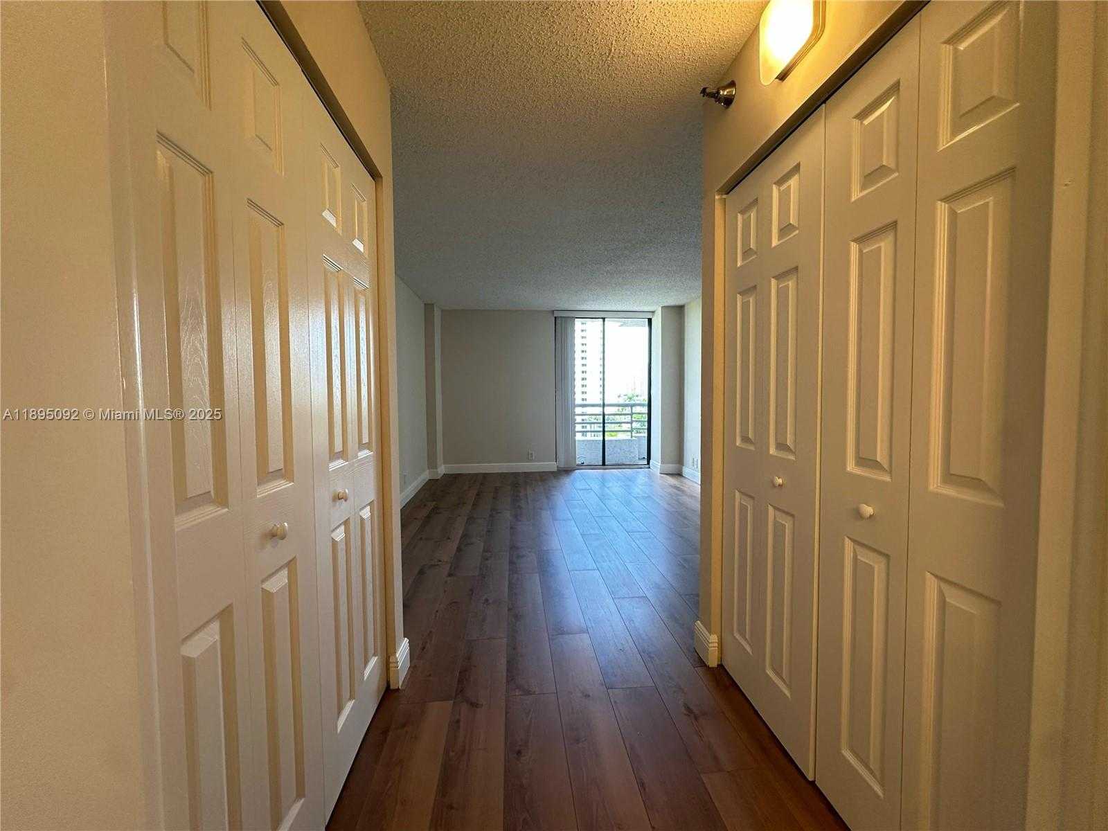 Small Image of 3300 NORTH EAST 191ST ST #709, Aventura Number 6