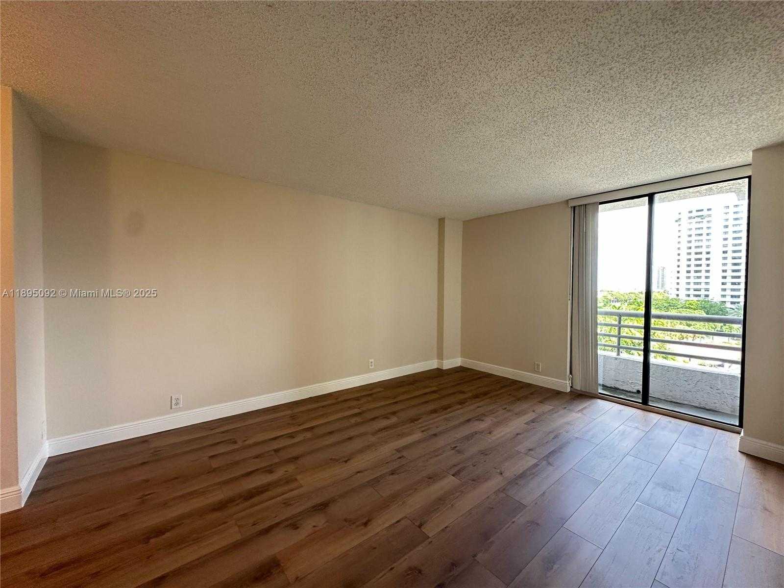 Small Image of 3300 NORTH EAST 191ST ST #709, Aventura Number 8