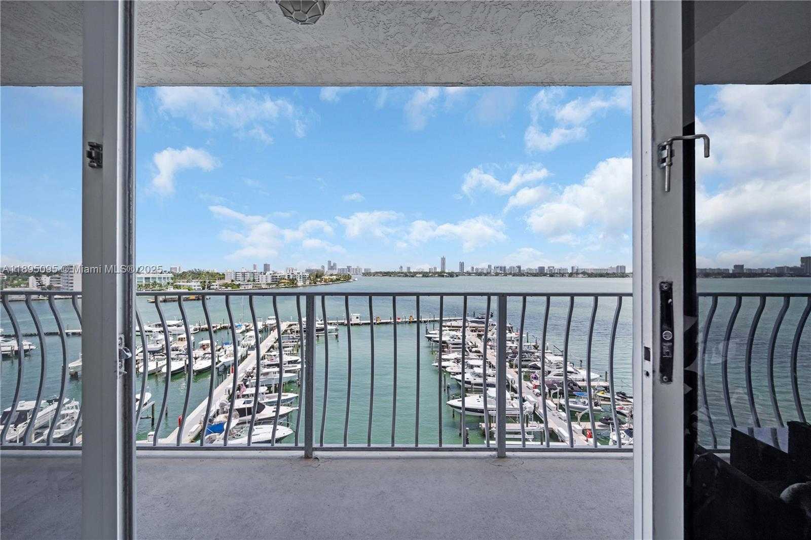 Small Image of 7601 EAST TREASURE DR #819, North Bay Village Number 23