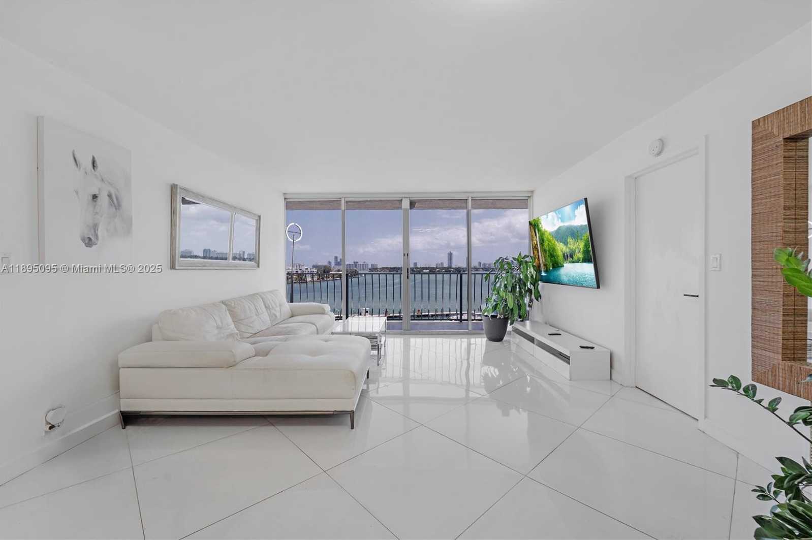 Small Image of 7601 EAST TREASURE DR #819, North Bay Village Number 6