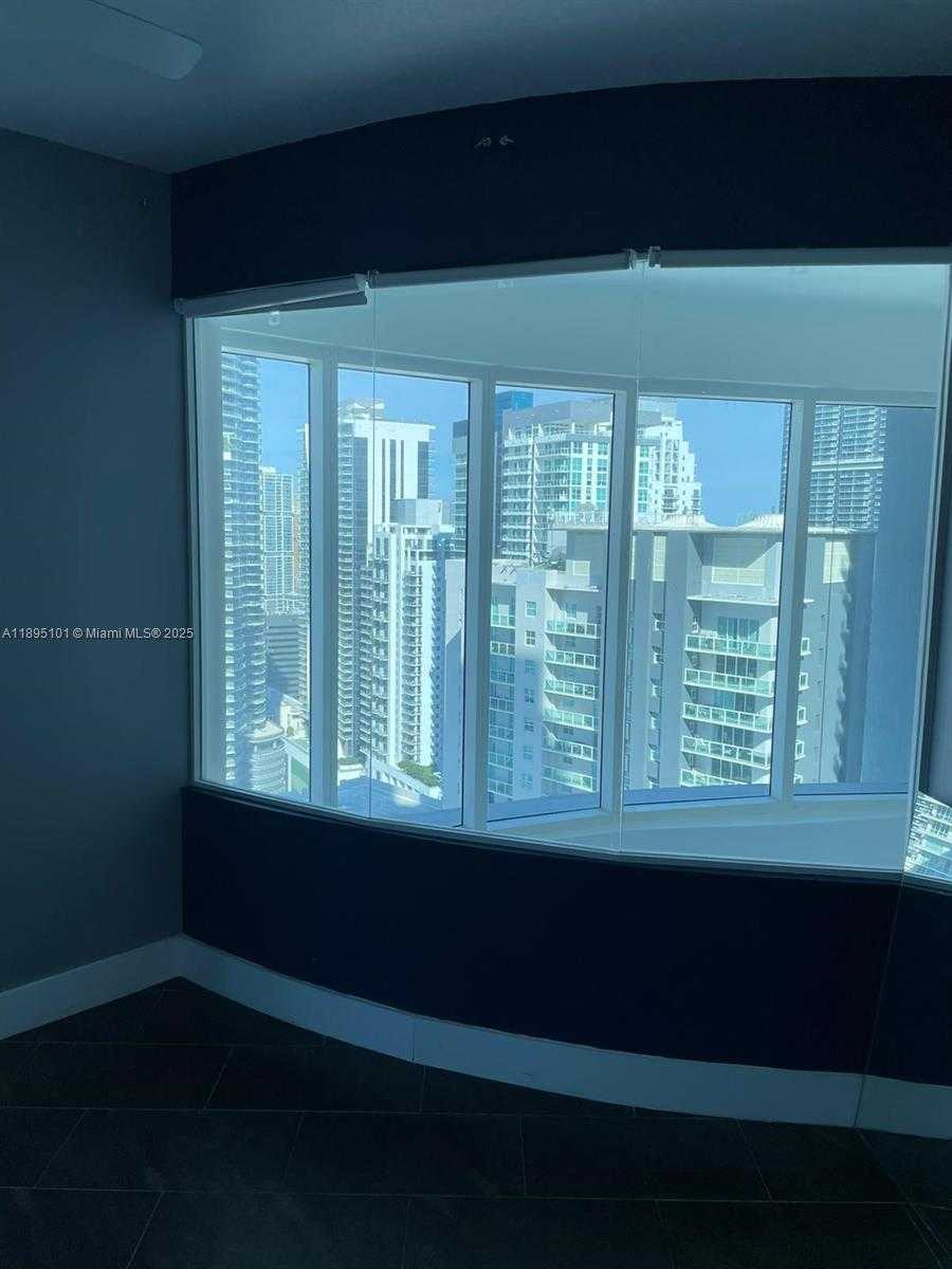 Small Image of 60 SOUTH WEST 13TH ST #3426, Miami Number 18