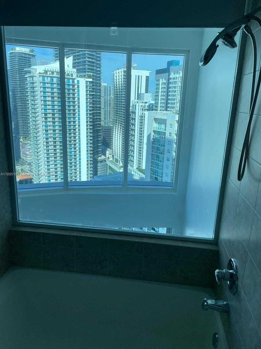Small Image of 60 SOUTH WEST 13TH ST #3426, Miami Number 22