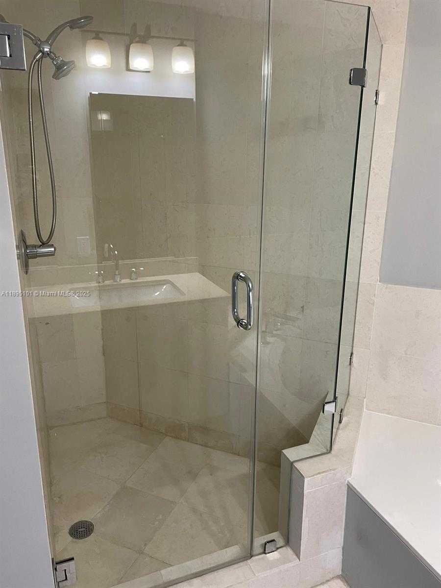 Small Image of 60 SOUTH WEST 13TH ST #3426, Miami Number 31