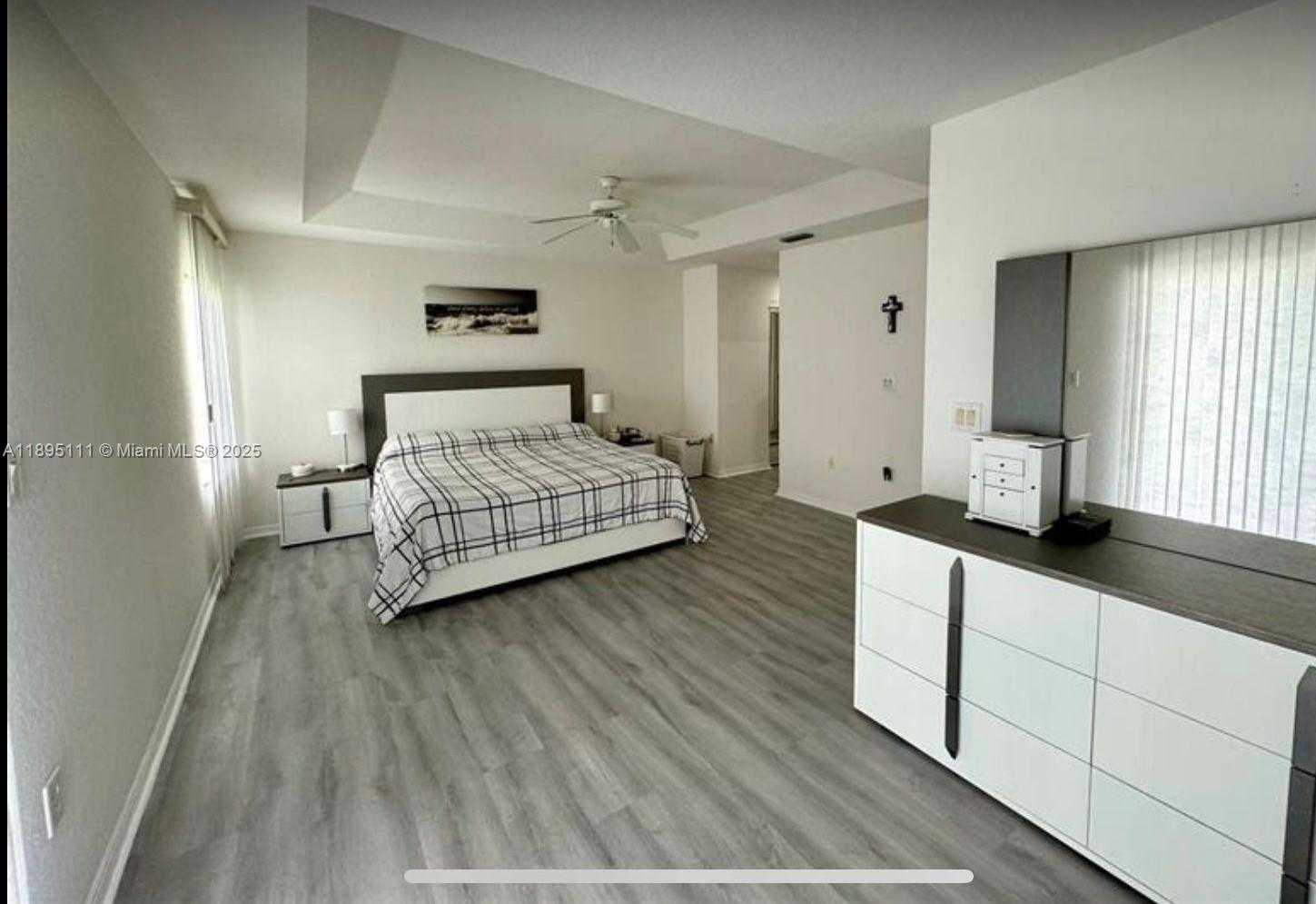 Small Image of 17025 NORTH WEST 20TH ST, Pembroke Pines Number 10