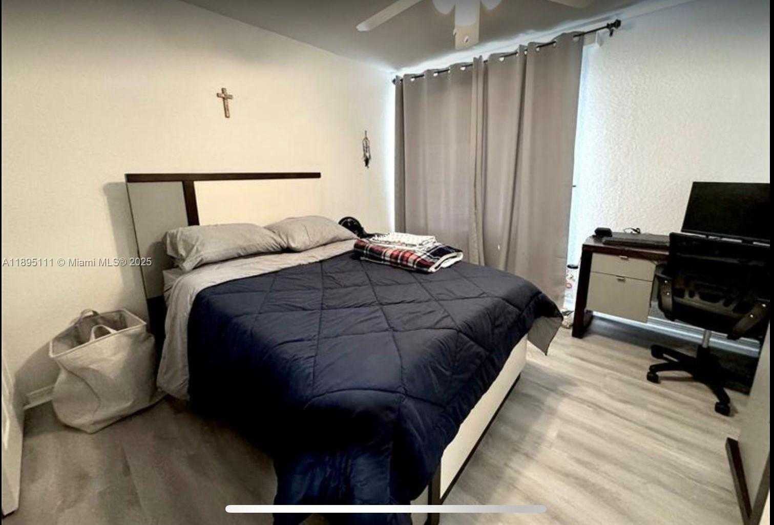 Small Image of 17025 NORTH WEST 20TH ST, Pembroke Pines Number 15