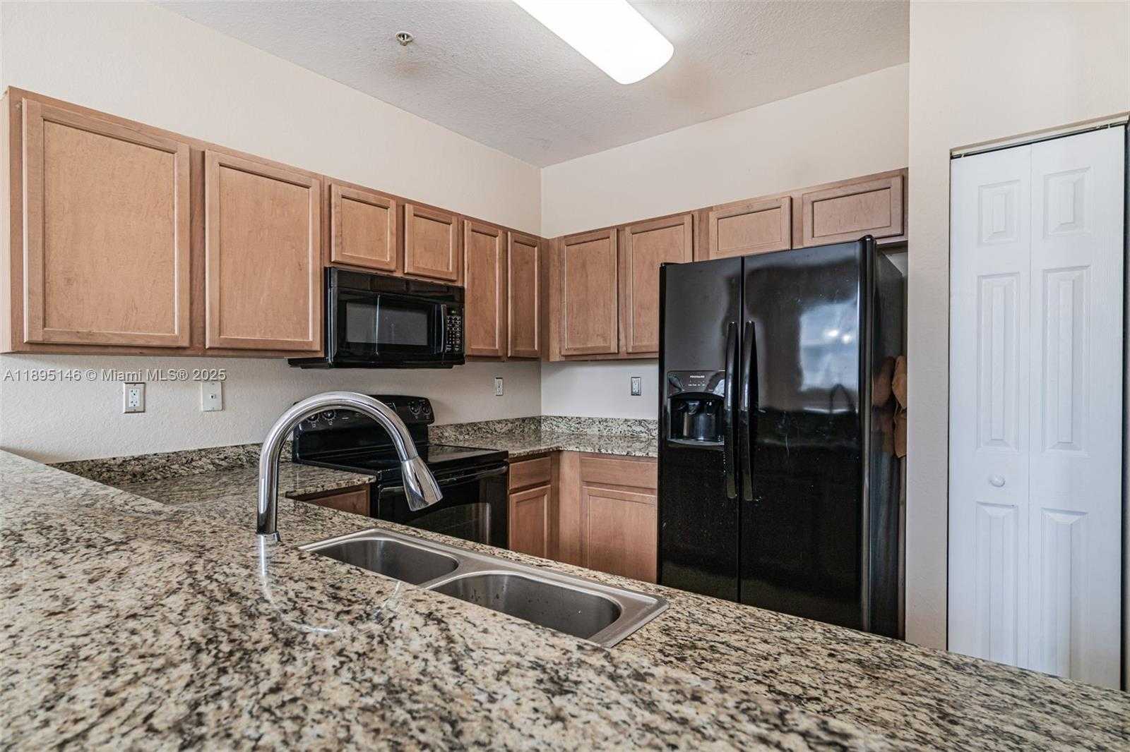 Small Image of 8800 NORTH WEST 107TH CT #217, Doral Number 6