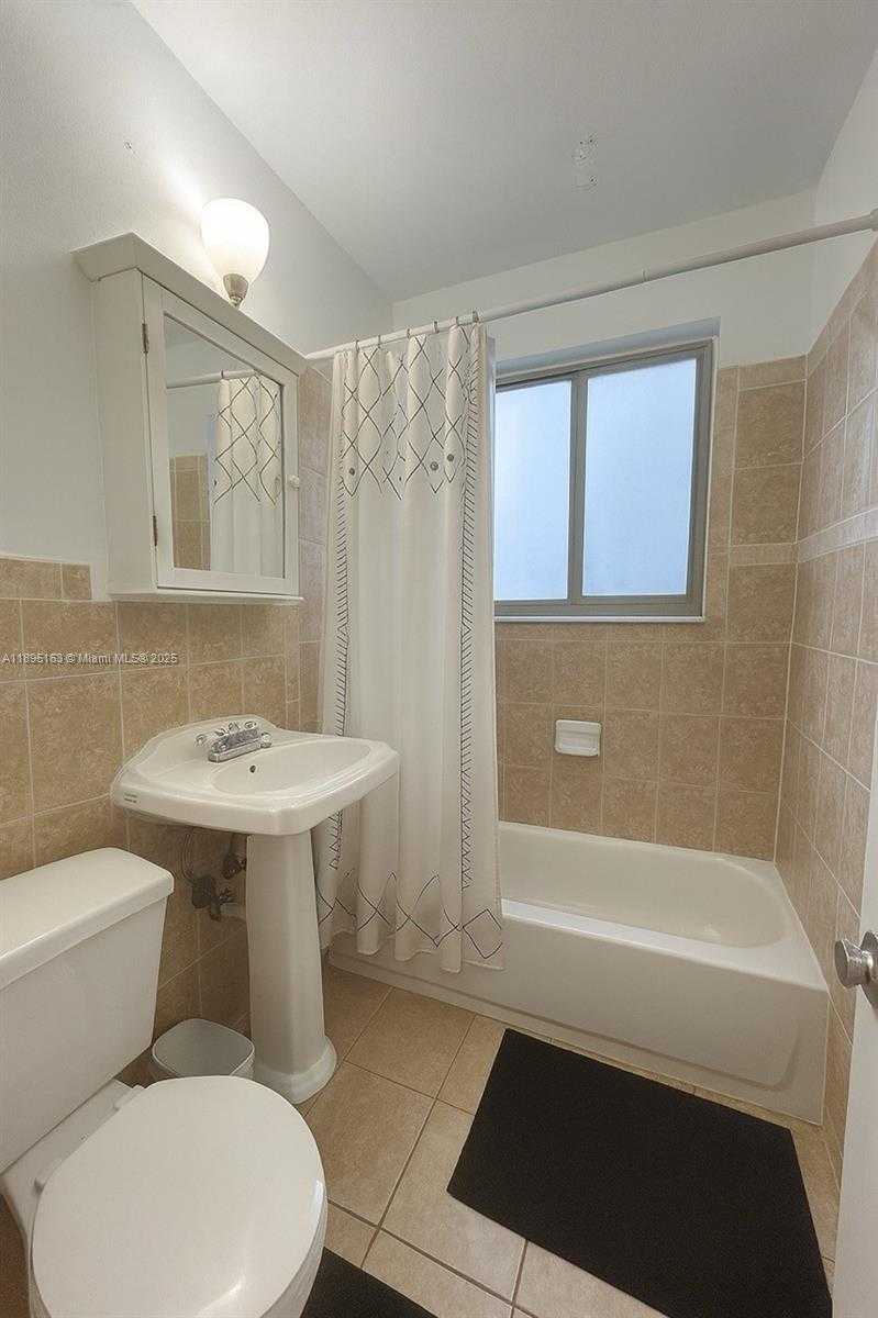 Small Image of 1840 JAMES AVE #6, Miami Beach Number 13