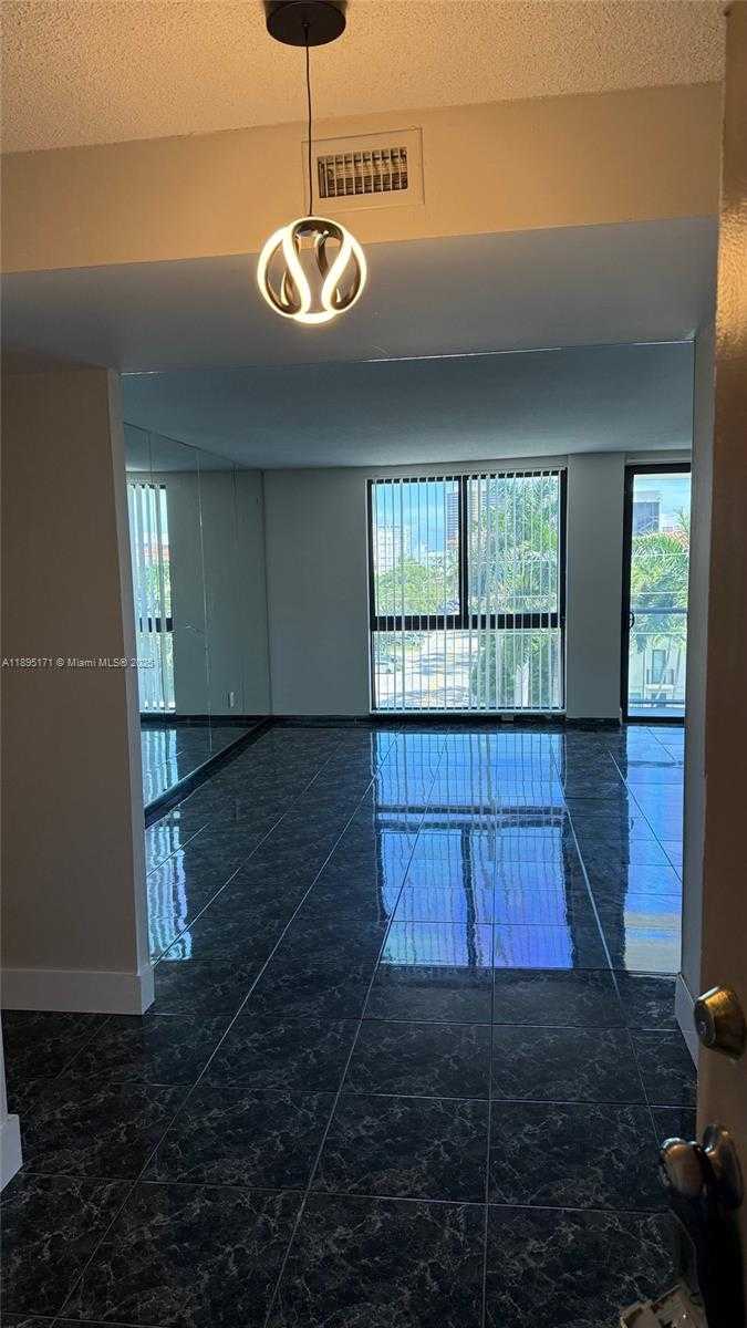 Small Image of 9800 WEST BAY HARBOR DR #509, Bay Harbor Islands Number 12