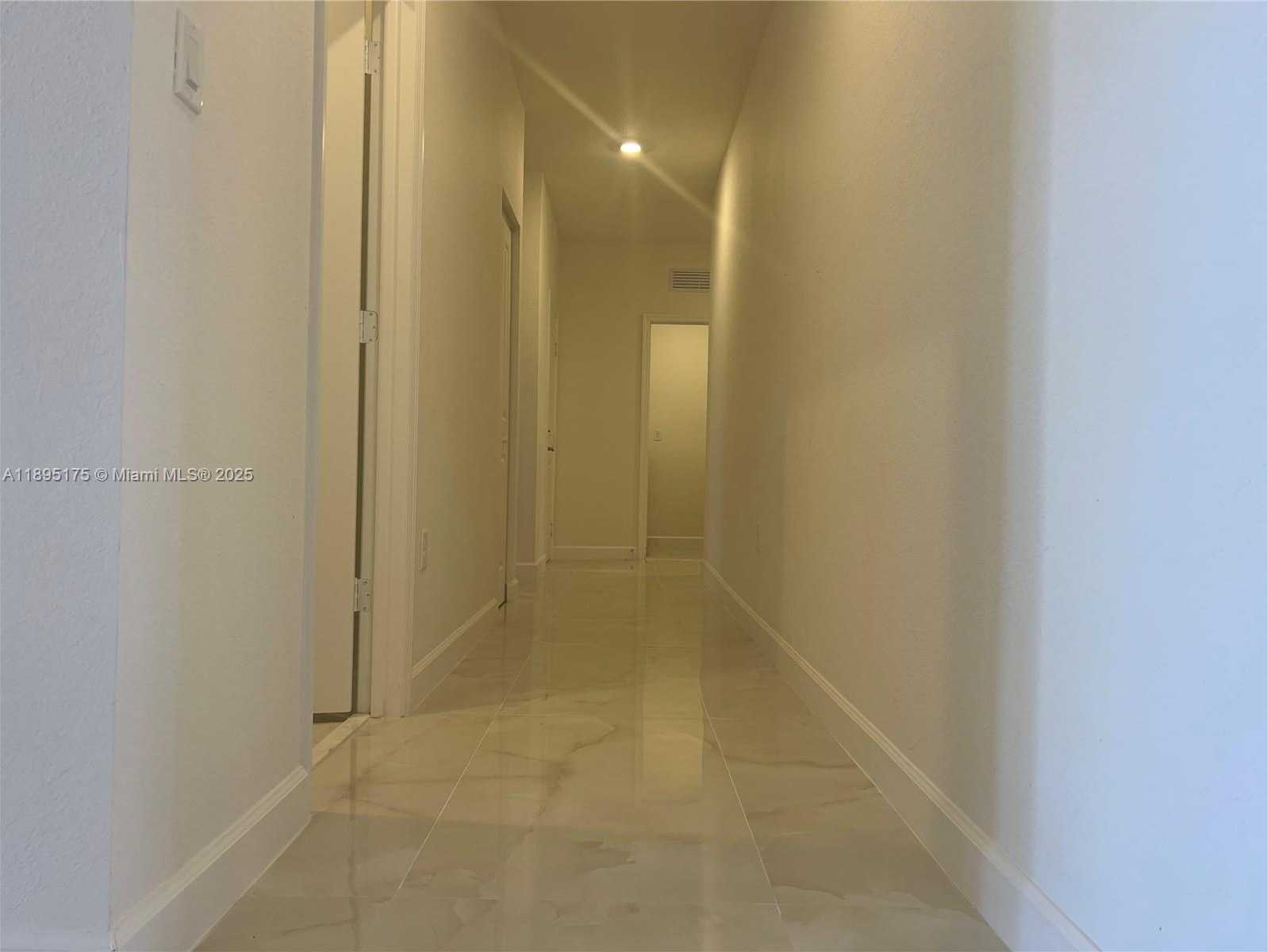 Small Image of 16960 SOUTH WEST 288TH TER #16960, Homestead Number 8