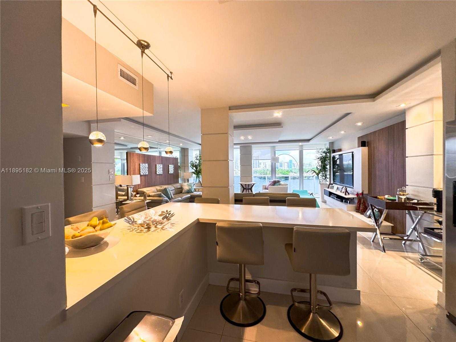 Small Image of 900 BAY DR #604, Miami Beach Number 10