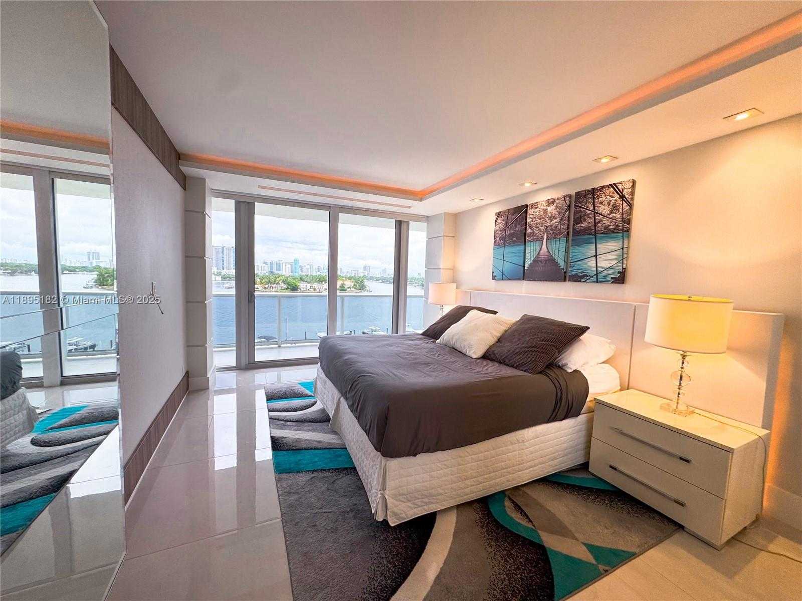 Small Image of 900 BAY DR #604, Miami Beach Number 13