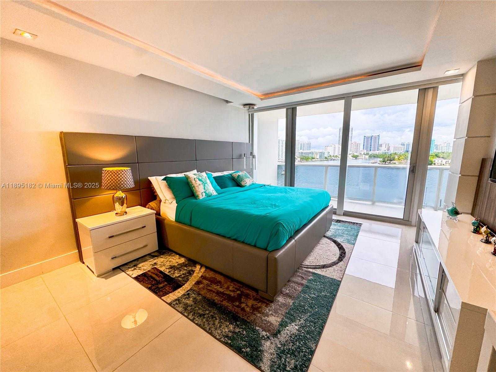 Small Image of 900 BAY DR #604, Miami Beach Number 15