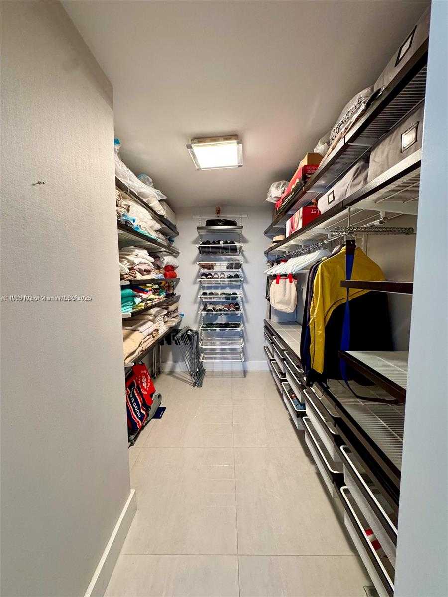 Small Image of 900 BAY DR #604, Miami Beach Number 17