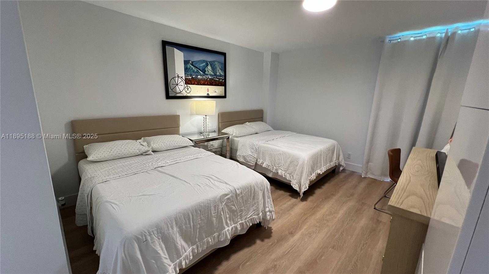 Small Image of 20500 WEST COUNTRY CLUB DR #117, Aventura Number 7