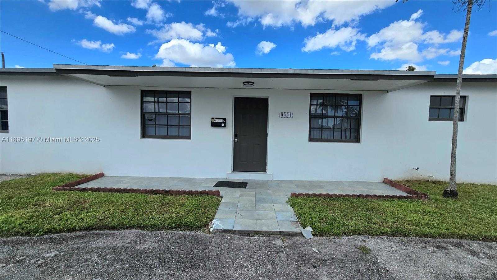 Small Image of 9331 SOUTH WEST 27TH ST, Miami Number 2