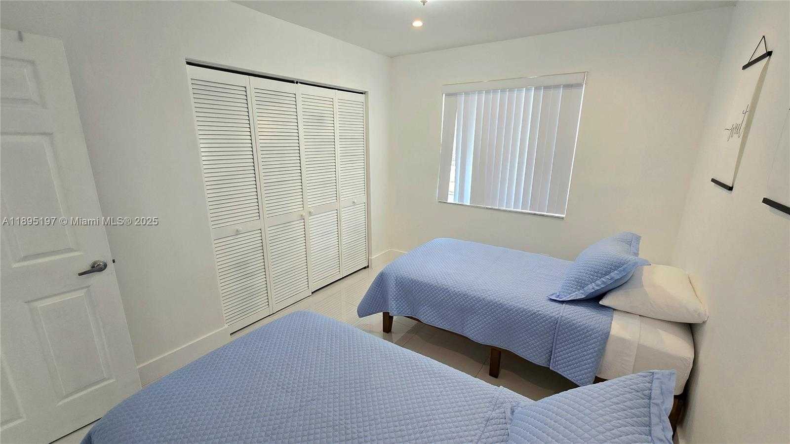Small Image of 9331 SOUTH WEST 27TH ST, Miami Number 21