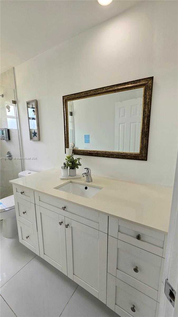 Small Image of 9331 SOUTH WEST 27TH ST, Miami Number 24