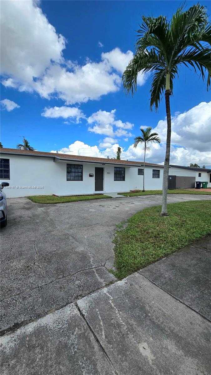 Small Image of 9331 SOUTH WEST 27TH ST, Miami Number 3