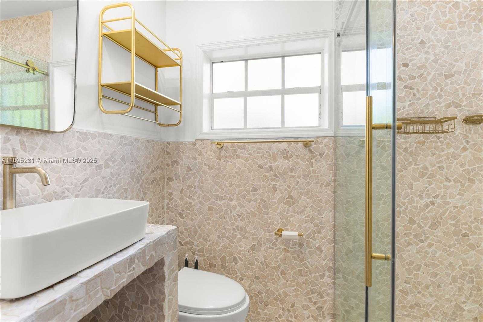 Small Image of 9212 NORTH EAST 10TH AVE, Miami Shores Number 20