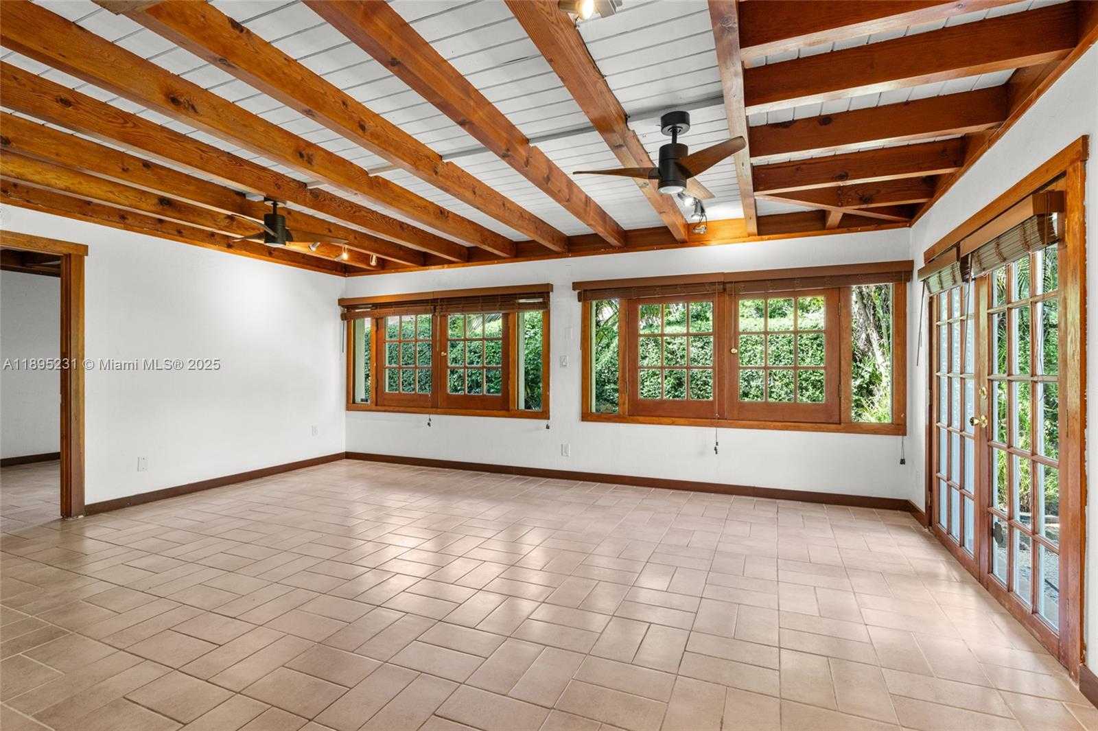 Small Image of 9212 NORTH EAST 10TH AVE, Miami Shores Number 21