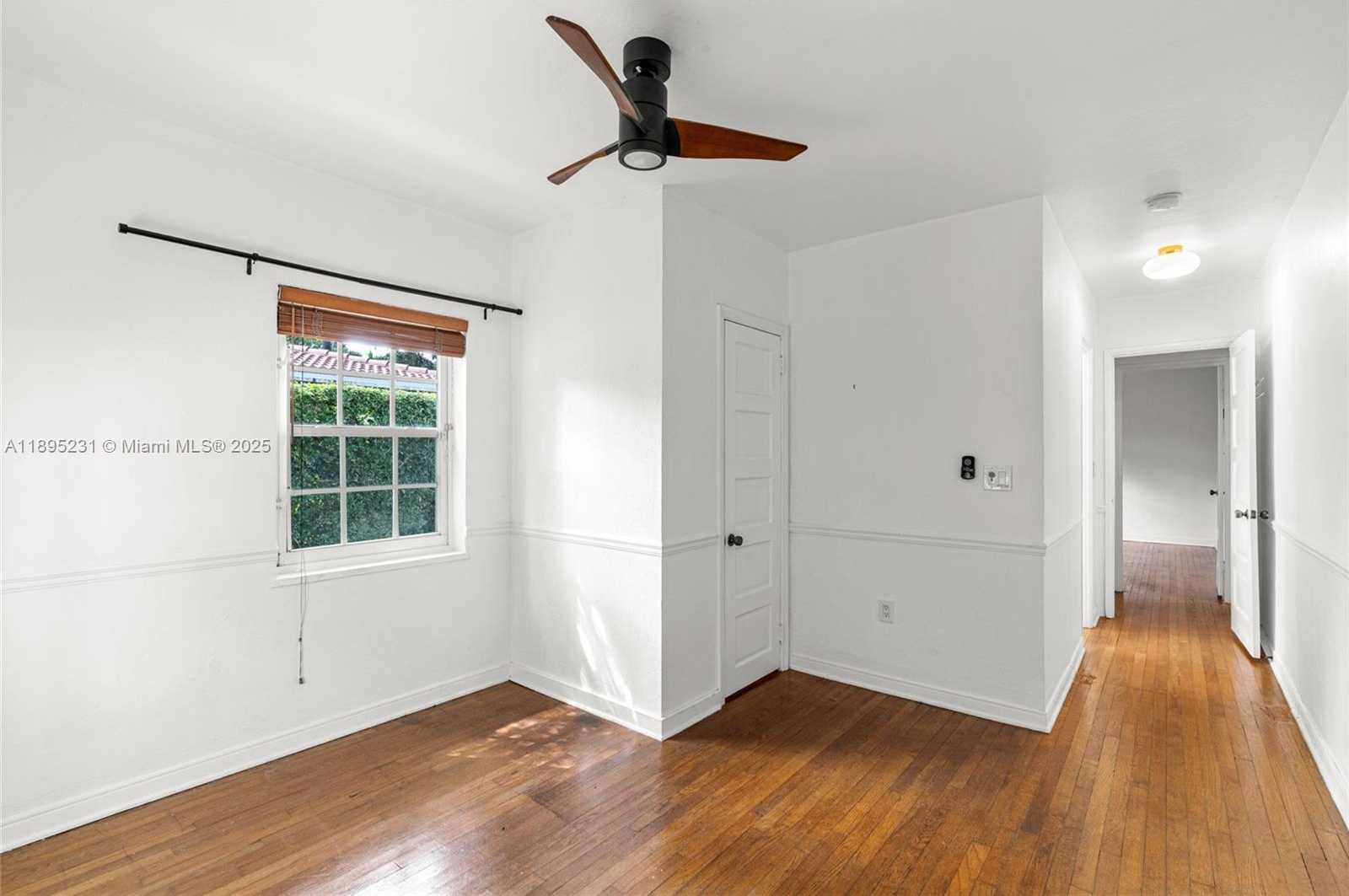 Small Image of 9212 NORTH EAST 10TH AVE, Miami Shores Number 26