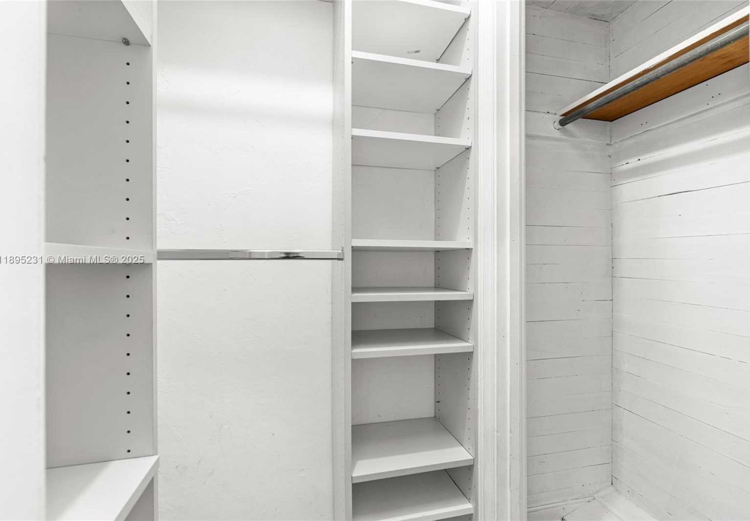 Small Image of 9212 NORTH EAST 10TH AVE, Miami Shores Number 27