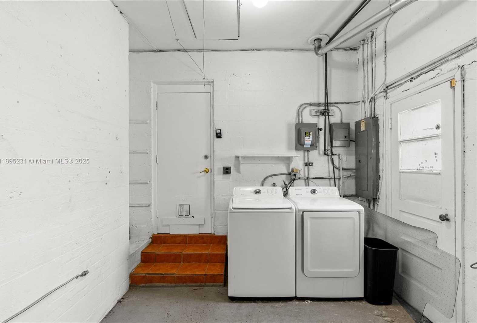 Small Image of 9212 NORTH EAST 10TH AVE, Miami Shores Number 33