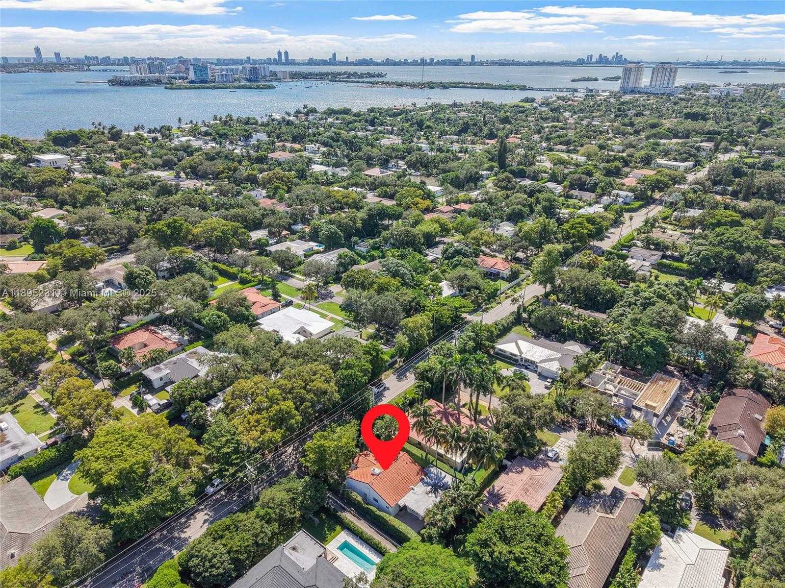 Small Image of 9212 NORTH EAST 10TH AVE, Miami Shores Number 43