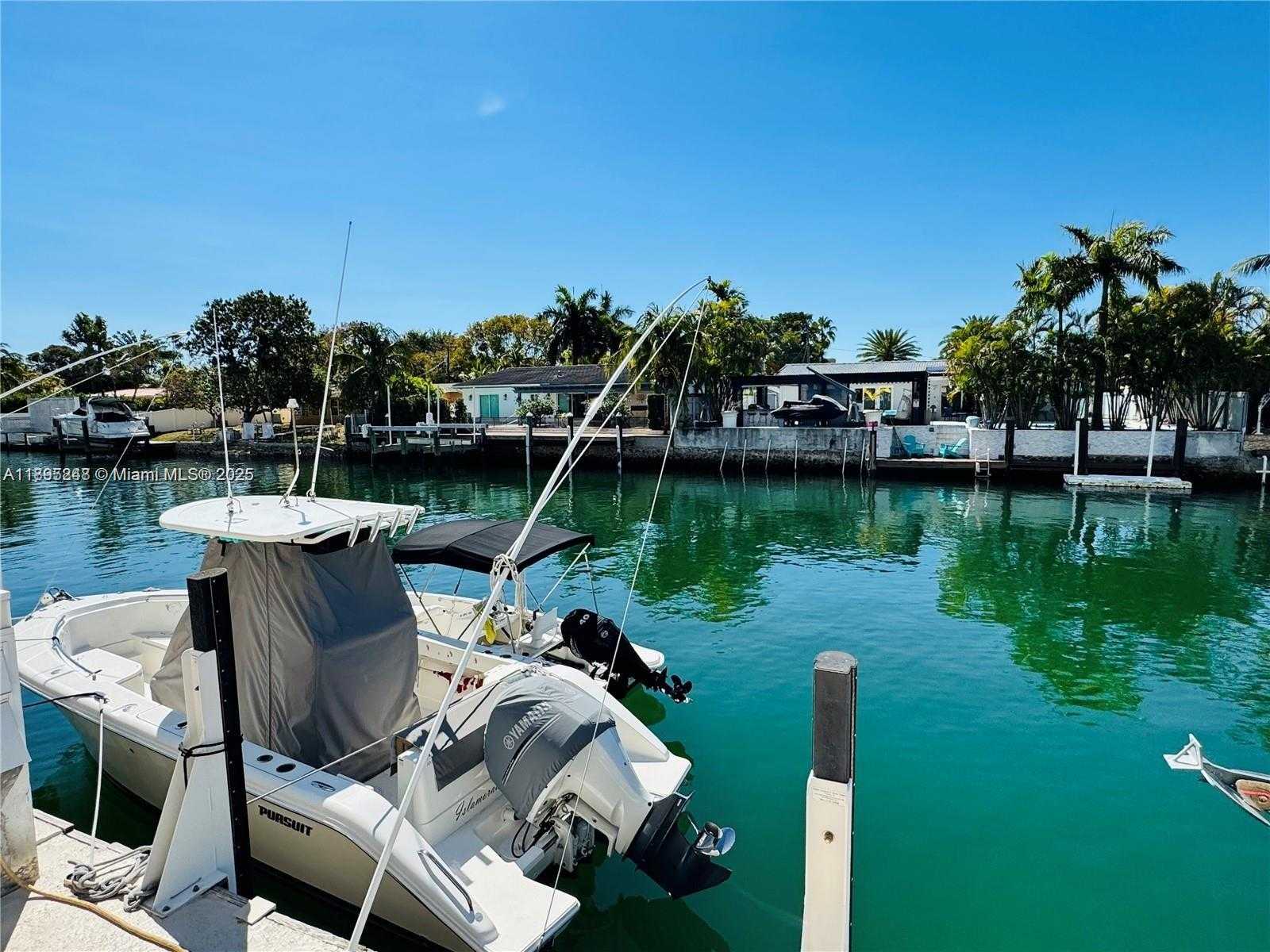 Small Image of 2000 NORTH EAST 135TH ST #701, North Miami Number 22