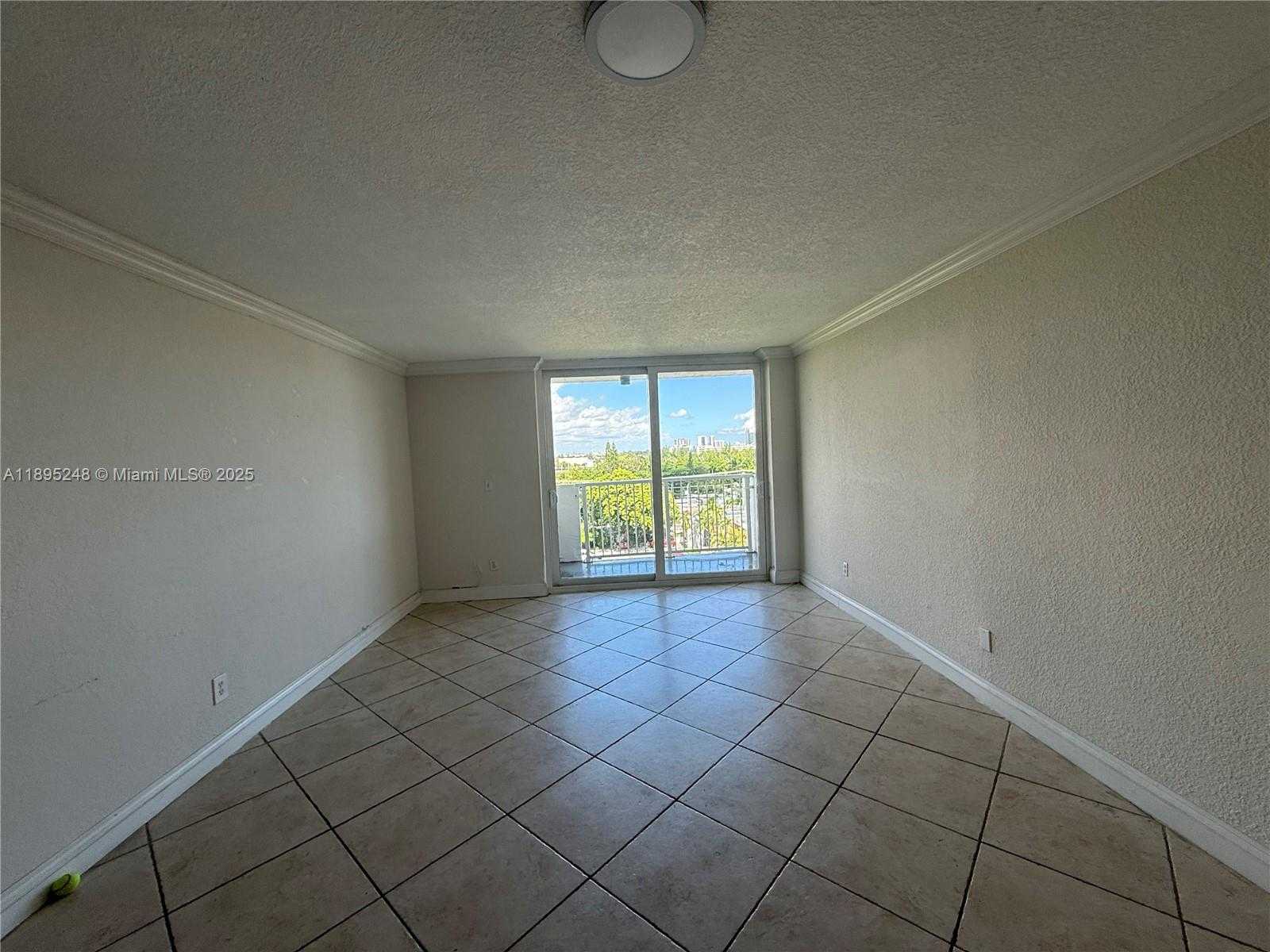 Small Image of 2000 NORTH EAST 135TH ST #701, North Miami Number 5