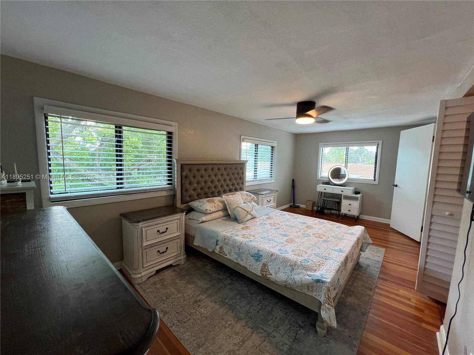 Small Image of 1534 MONROE ST #FLOOR 2, Hollywood Number 18