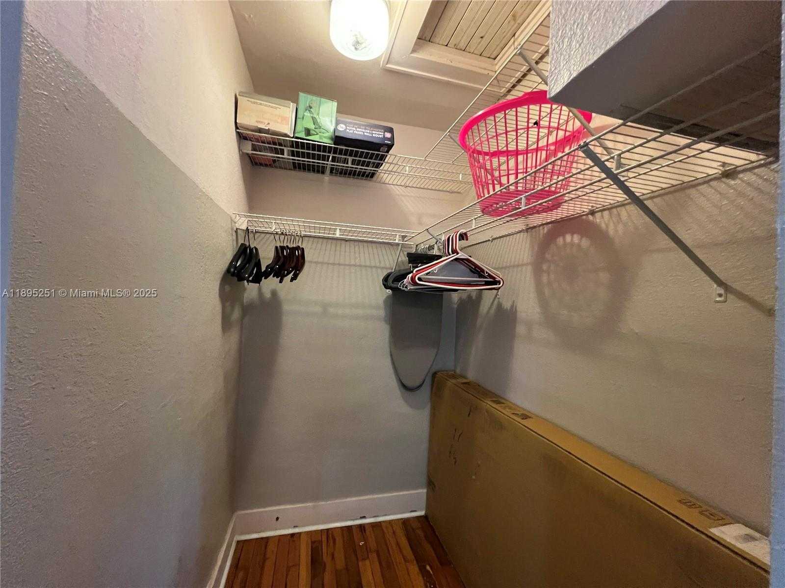 Small Image of 1534 MONROE ST #FLOOR 2, Hollywood Number 19