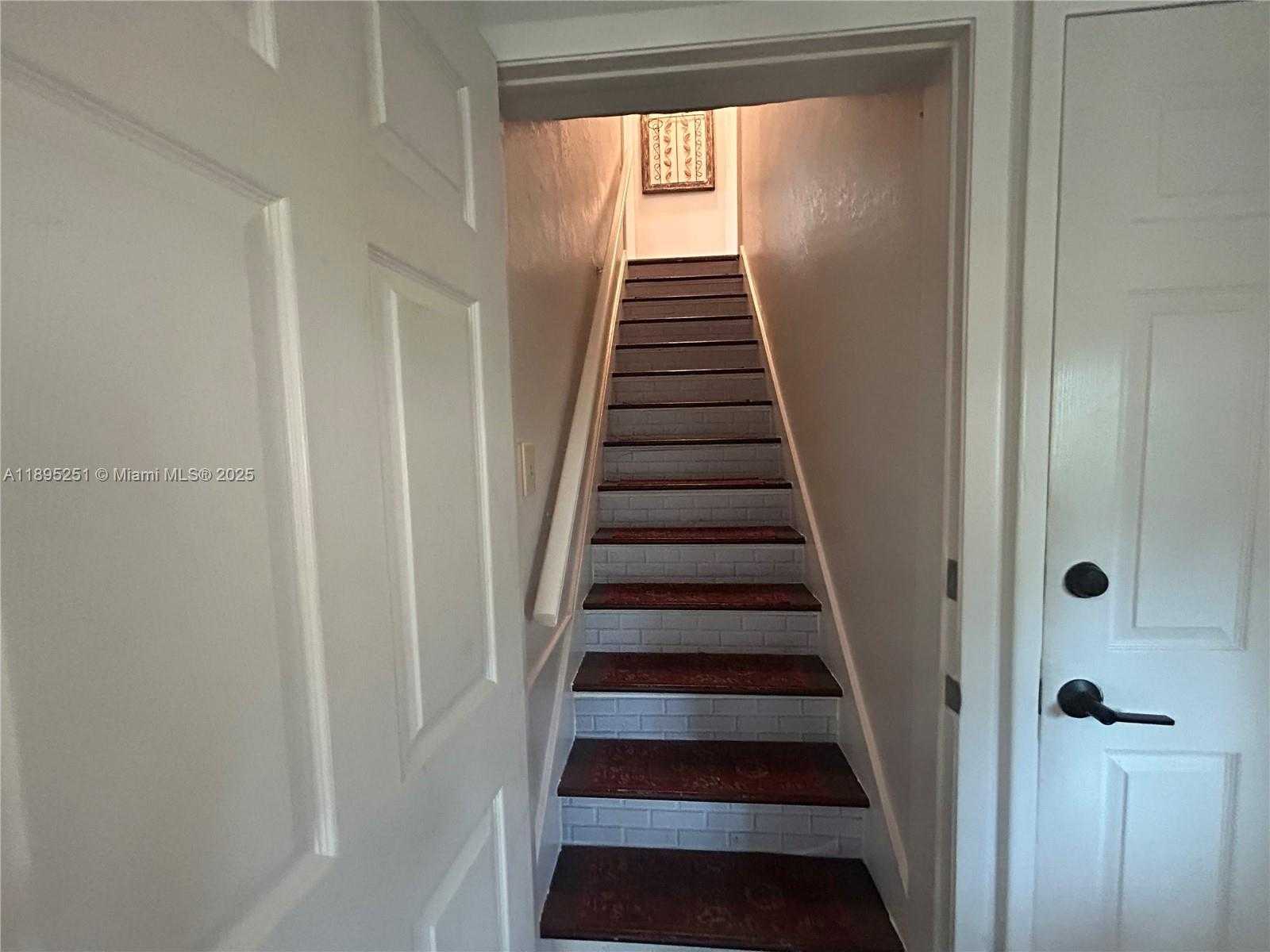 Small Image of 1534 MONROE ST #FLOOR 2, Hollywood Number 7