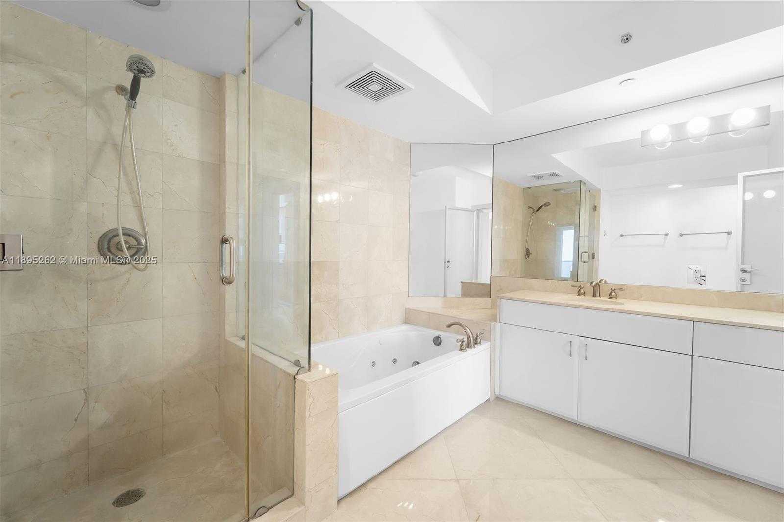 Small Image of 6365 COLLINS AVE #4002, Miami Beach Number 12