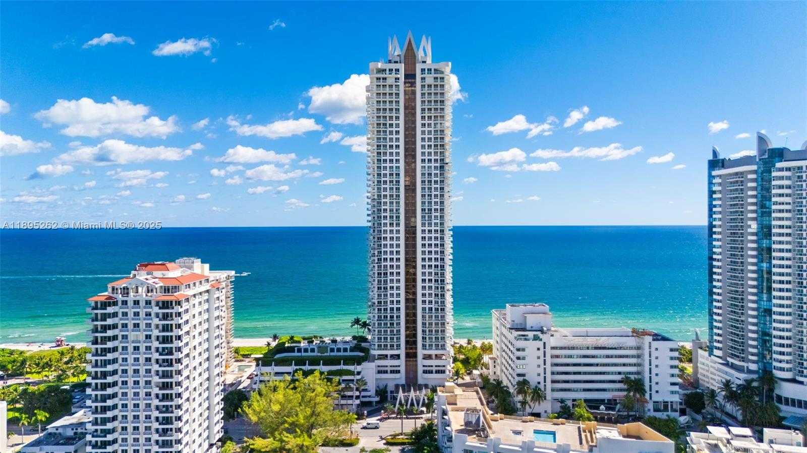 Small Image of 6365 COLLINS AVE #4002, Miami Beach Number 32