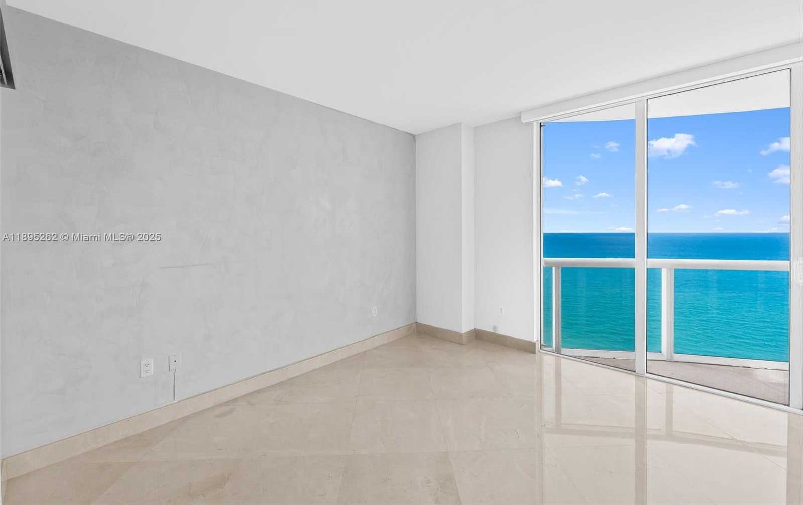 Small Image of 6365 COLLINS AVE #4002, Miami Beach Number 9