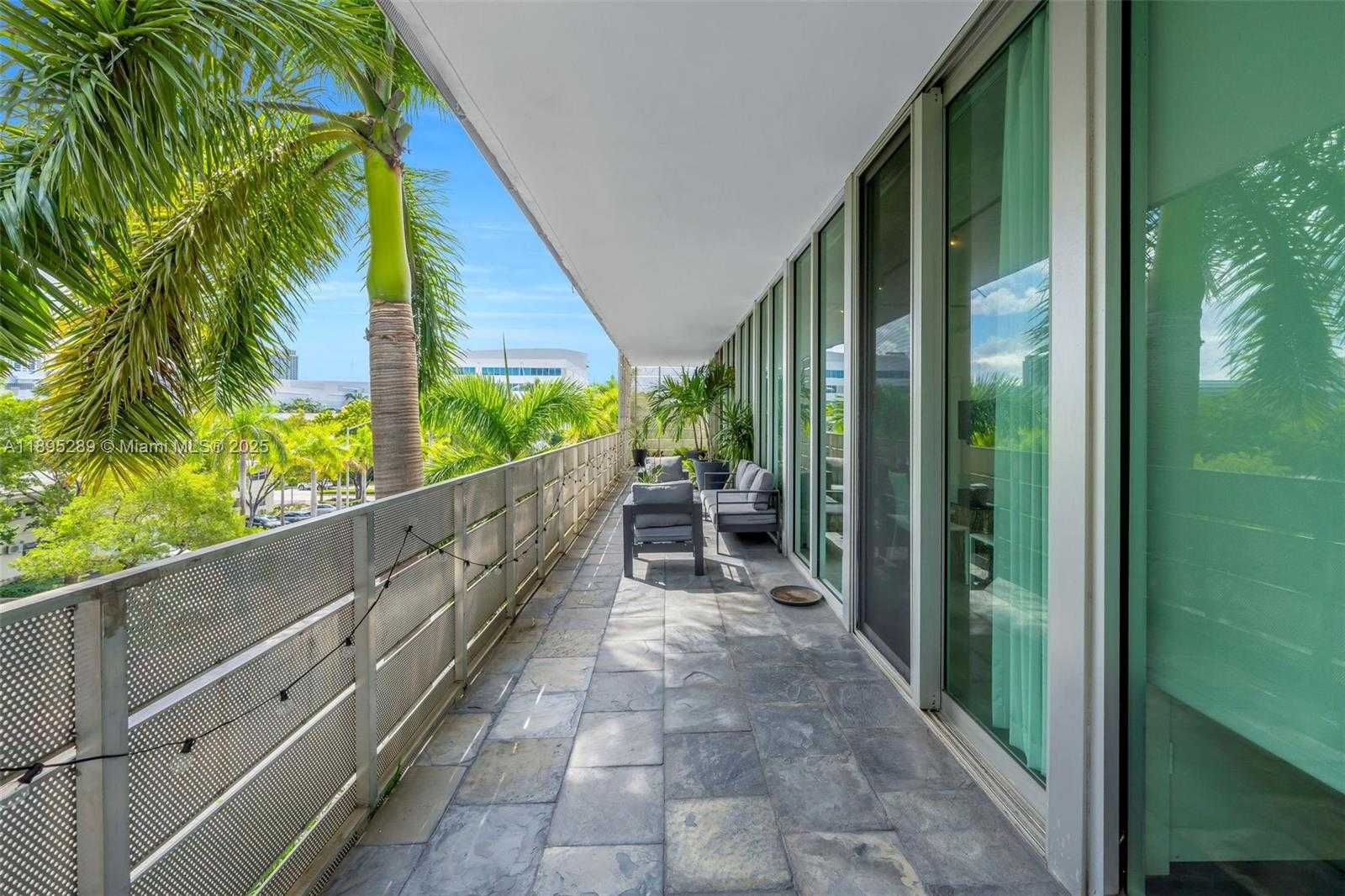 Small Image of 1700 MERIDIAN AVE #402, Miami Beach Number 13
